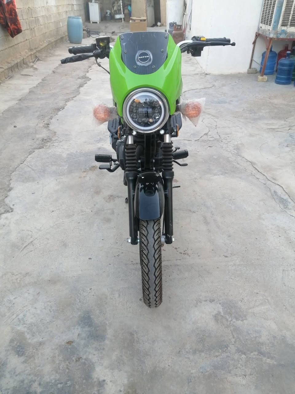 سلام وعليكم دراجه دايوان للبيع زيرو صفر كيلو متر دير بانزين بيدك أوراق سحب المكان ديالئ دلي عباس السعر خاص


**إذا كنت صاحب هذا الإعلان وتريد حذفه لأي سبب، رجاءا أرسل رسالة إلى الدعم الفني**