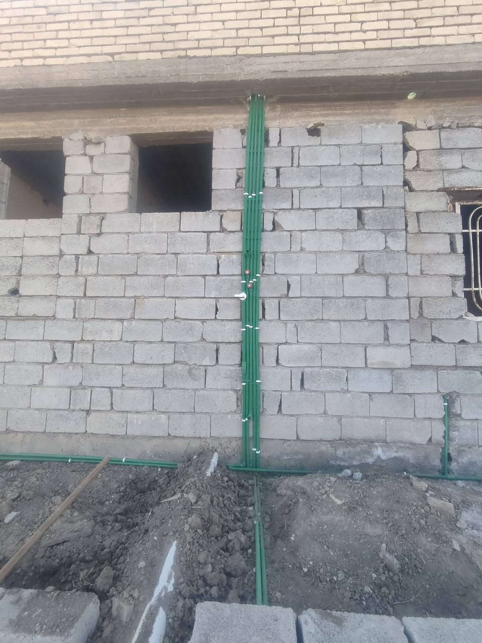 بسم الله الرحمن الرحيم تم انجاز عمل هذا البيت عمل ماء  ومجاري بإدارة كادر عمل متخصص للعمل و متفرغ للعمل وباسعار مناسبه وخياليه  وان شاء الله ينال اعجابكم والحمد لله وان شاء الله القادم افضل جزء بسيط من عملنا     للعمل والاستفسار يرجى الاتصال على الرقم 
***********
 اخوكم مجتبى المهندس
