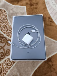 آيباد ٩ • ٢٥٦ • مستخدم للدراسة