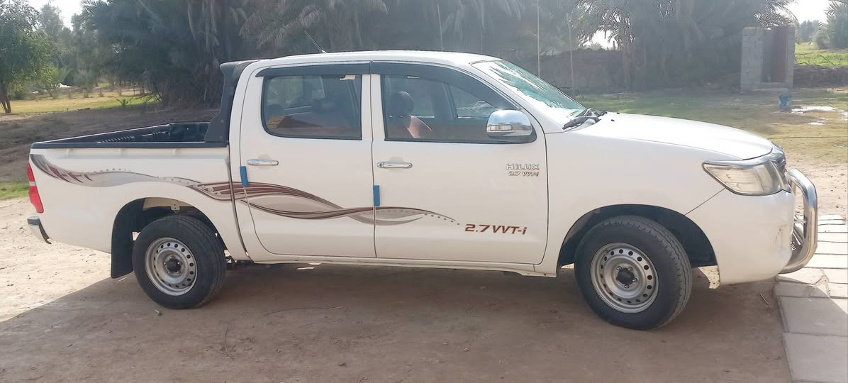 السلام عليكم
للبيع
 فلاونزه ٢٠١٣ 
كفاله عامه 
كير عادي 
رقم دهوك 
السعر ١٩٣ وبيه مجال 
***********
