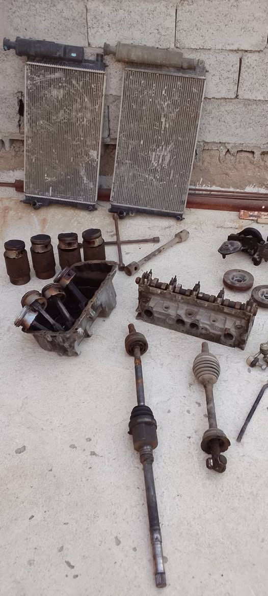 سلام عليكم غراض مال سمند وبيجو بارص محرك كور أغراض بساتم ابو الحفره هن وذراع مالتهم وهذا رقمي *********** بوب الشام بغداد
