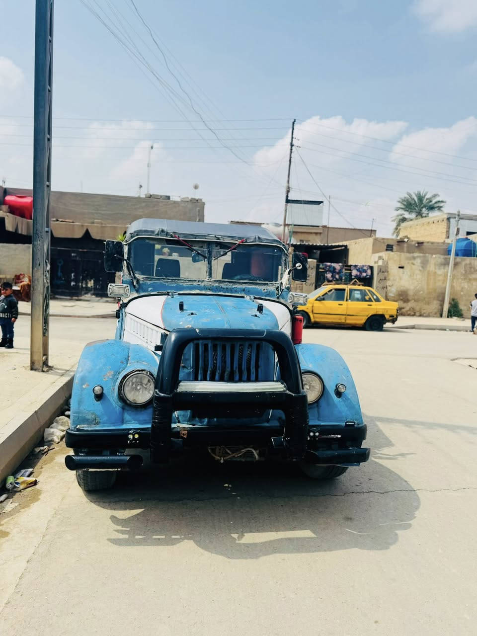 السلام عليكم زوبه بدون للبيع مكينه ونجي  تحويره دسكات اكسن 2005مكينه وكير وشاصي خير من الله لا تبخير ولا تنقيص  تخم تاير خط ابيض  مشدود بل العكس السياره بل الصويره الشراي يتصل ***********
