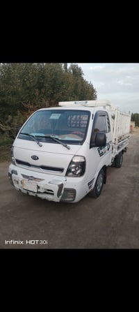 للبيع كيه 2014 محرك 2700 رقم بابل  مكفوله وجاهزة من كلشي  والسعر 108 و...