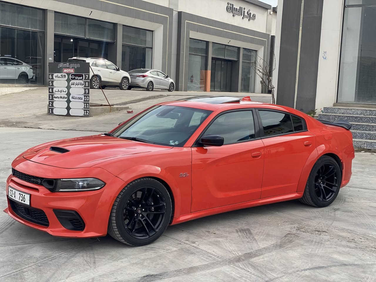 جارجر سكات باك وايد بدي اصلي  رقم مميز موديل 2023 سيارة فول مواصفات  رادار امامي سلايت كشنات كنتارا تدفئة تبريد كشنات شفتات ستيرن رادارات مري  سماعات هارمن كاردن سيارة جاهزة بدون مصرف بيها جاملغ وقبغ الصندوق صبغ وشي قليل من جاملغ الأمامي بدون ايرباك سعر 320 وبيها مجال شي بسيط مكانها موصل ***********
