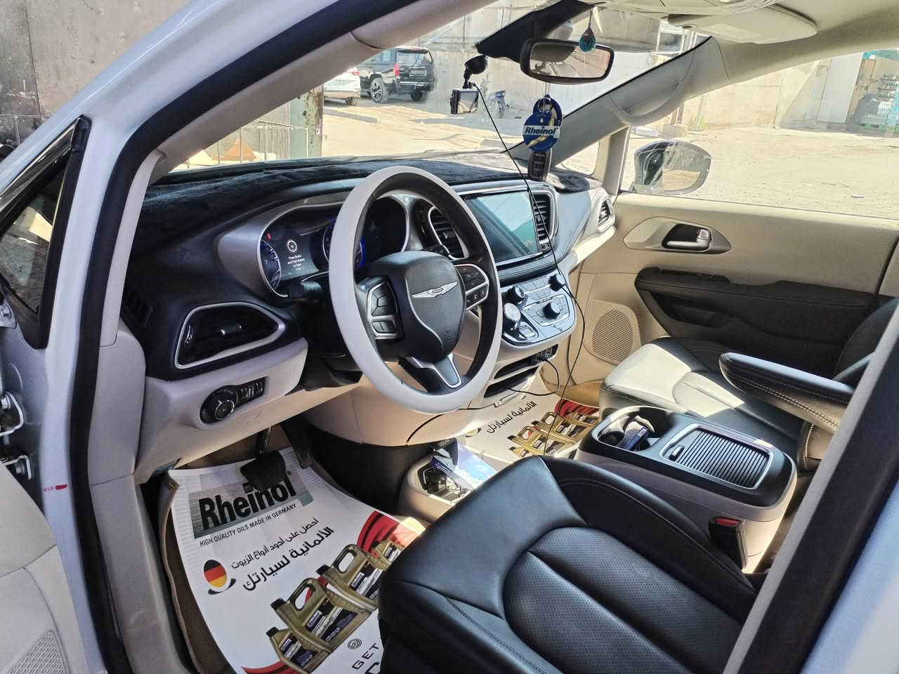 السلام عليكم اللبيع موديل ٢٠٢٤ ماشيه ١١ الف سعر ٢٧٠ صور حدثه منشوره اني كلف بلنشر استفسار ***********
