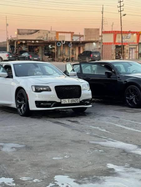 كرايسلر S 300 موديل 2021 محدث 2023 بيه معامله كامله هزه ب المرور قرص واصل كمارك مواصفات حساس امامي حساس خلفي اشاره ب المري كشن جلد ماشيه 78 السعر 215 العنوان البصره ام قصر.   ***********

