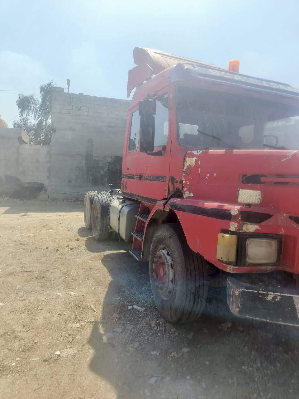 سلام عليكم رأس تريله سكانية رقم نكليزي بسمي مجموعة بأجر كير ٥ب٥ مكينه ١٤٣ لاتنقيص لا بخر العنوان بغداد الحسيني الراشديه الرقم ***********
