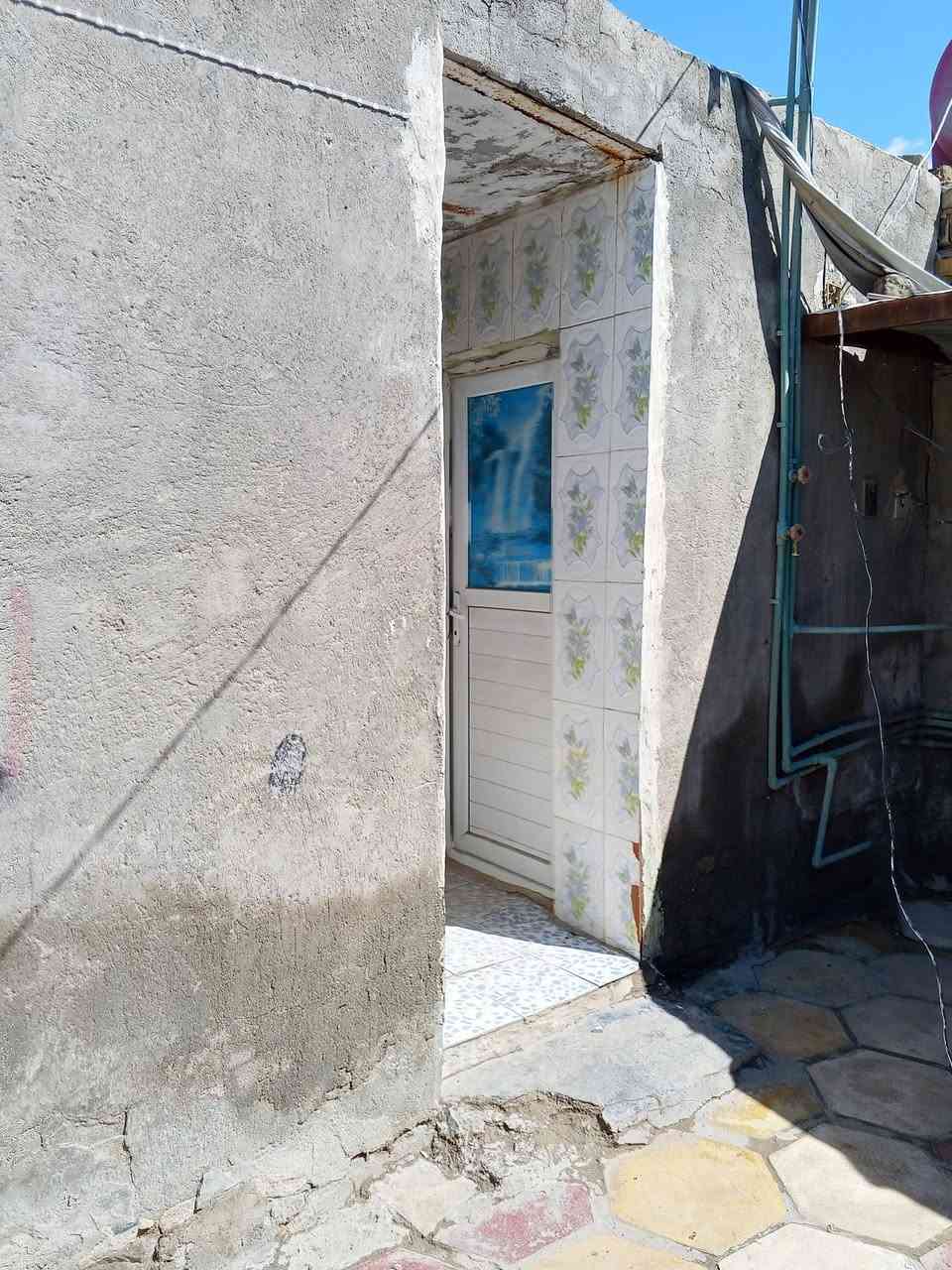 ياالله سلام عليكم بيت طابو زراعي سند 25 للبيع تجاري ومعاملة تطويب بالبلديه منطقة الشبانات على شارع العام مباشرنأ مساحه 180م يتكون من عرفه واستقبال وصاله ومطبخ وتخاريج للأستفسار *********** حيدر الشيباني عنوان مكتب نهايه شارع العريضه بدايه 74 مكتب مصطفى الشيباني
