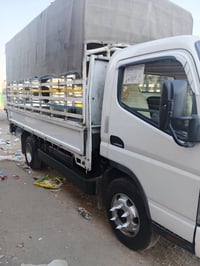 كنتر موديل 2016مكفوله محسن رقم السيارة بغداد 3800بل سنويه تخم تايرات و...