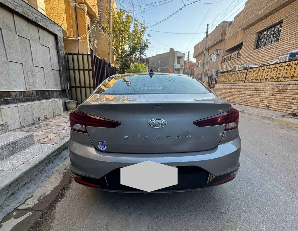 الانترا موديل ٢٠ للبيع

وارد امريكي السياره مو فول رقم بغداد 
الكير AT 
صور الحادث موجود بلمنشور
مكان سياره بغداد البنوك
***********
السعر ١٣٣ معه المجال البسيط
