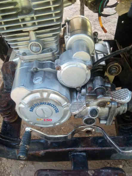 سلام عليكم للبيع ستوته دايون كلك محرك 21 مفتوح ومجفت جديد السعر 385 وبيه مجال المكان بابل مشروع المسيب ***********
