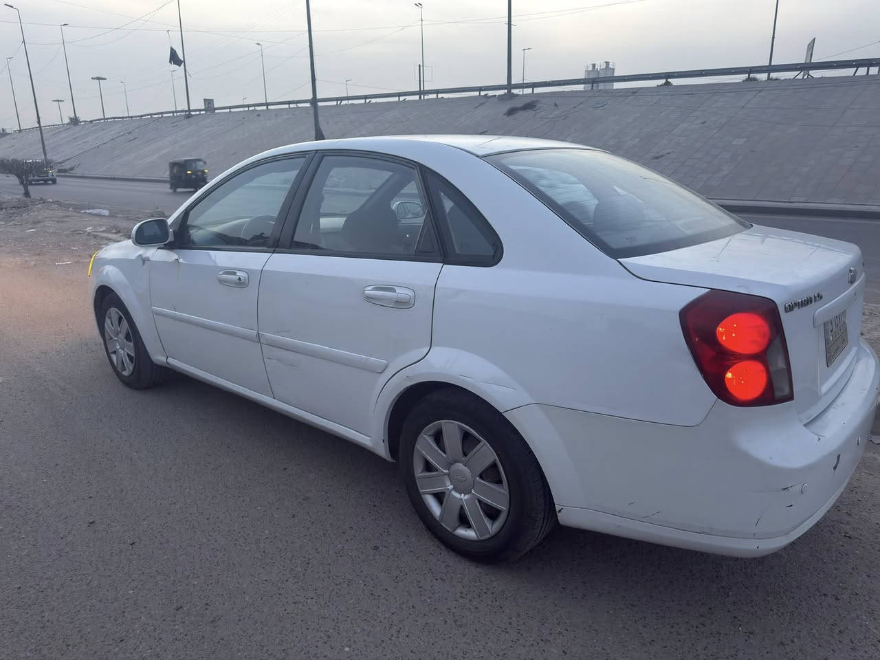 اوبترا 2011
مكينة 1600
كير ومكينة مال حاوية ، محولبه + بيها حادث جاملغ الامامي الايسر  والباب الامامي الايسر والدوسة اليسار ، وصبغ الباب الخلفي والجاملغ الايسر توحيد لون 
المكان البلديات 
السعر 65 وبيها مجال بسيط ***********
