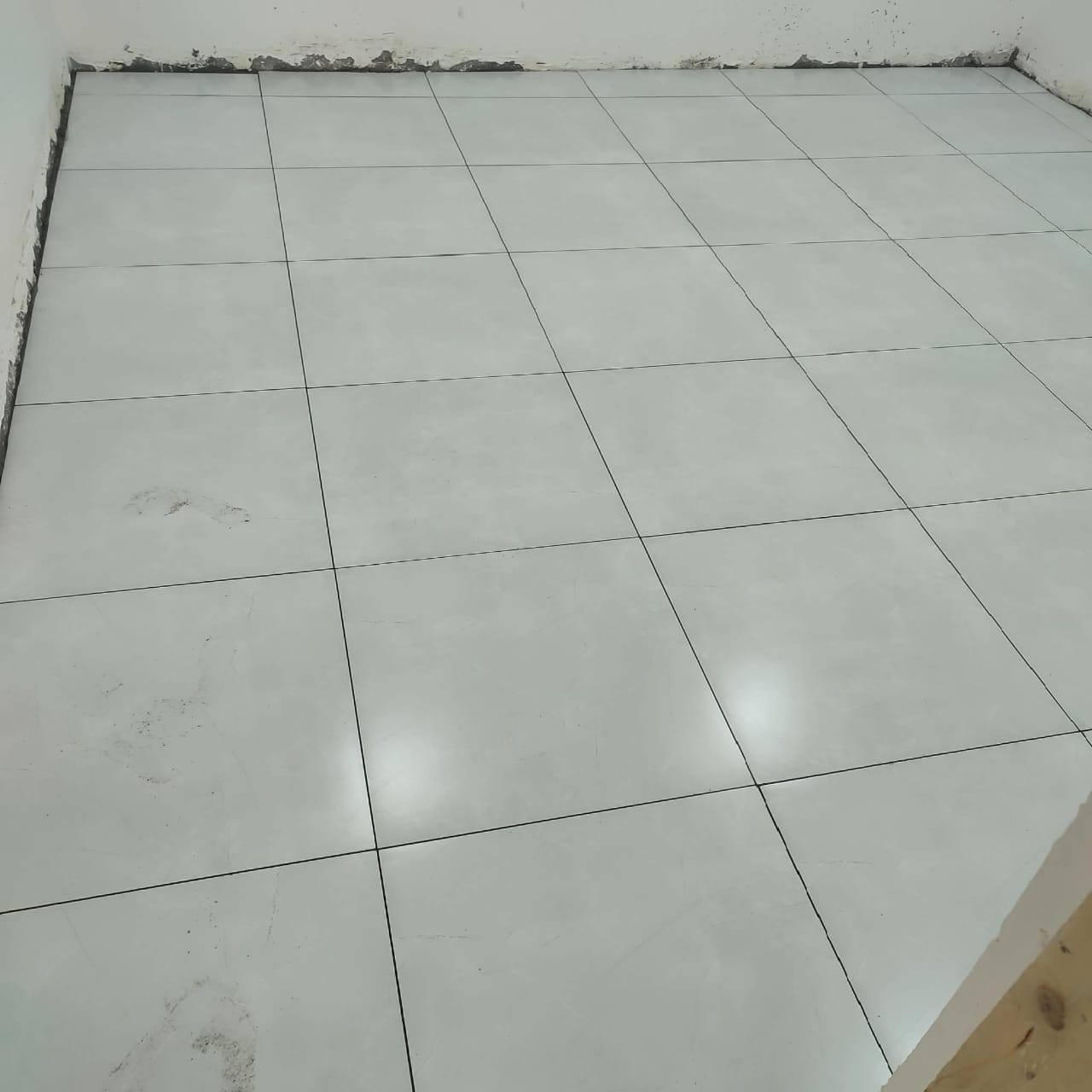 ***********   خلف مصري جرده اولى لجميع تطبيق البورسلين والسيراميك والكاشي والمرمر ر السعر مناسب
