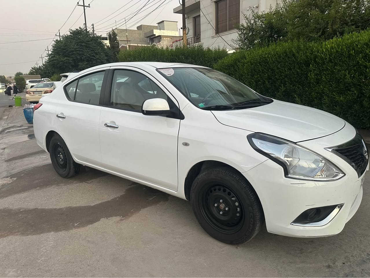 نيسان سنيى ٢٠٢٤ 
هندى سفرى هةولير
بى سبوغ دوو شونى بچوك تعديل
بدون سبوغ بس باريد مكنين
١٧ هةزار رويه
$١١٩ مجال 
*********** أربيل, العراق
