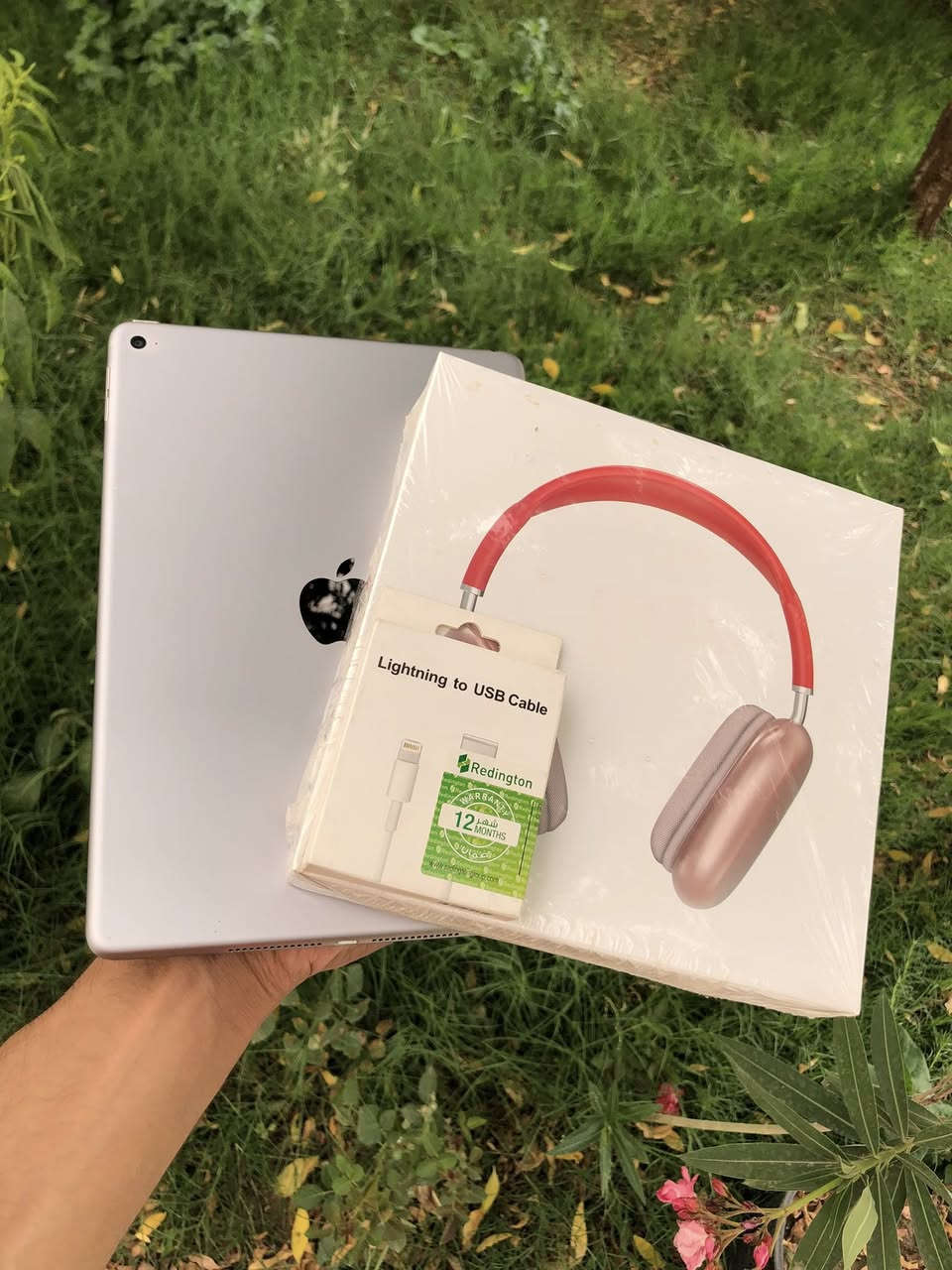 ipad 8
ذاكره 32
بطاريه 90% واعلى . إمريكي . نموذج M
نظافه 100%
ملحقات : كيبل إصلي وسماعات airpods MAX 
متوفر كميات كله وتربروف مفحوص حاسبه
فحص + ظمان 3 ايام
مناسب للألعاب والدارسه والعمل
 سعر 155 مع توصيل . سعر ثابت فقط شراي يدخل خاص 
للحجز ارسل رقمك وعنوانك


**إذا كنت صاحب هذا الإعلان وتريد حذفه لأي سبب، رجاءا أرسل رسالة إلى الدعم الفني**