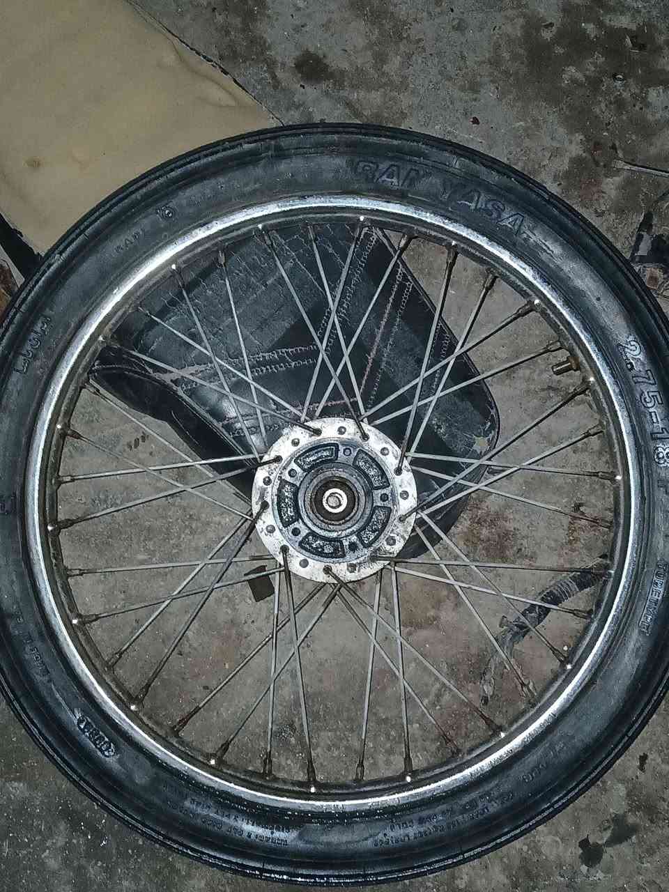 متوفر توصيل 📍
يا الله سلام عليكم شاصي ارشه كلك للبيع 
محرك شغال 
سبايدر طياري 
وياله كامله امامي وخلفي كامل هوه والتاير 
واكو بعد غراض واتساب ***********
بس تعامل اطلع كبل مكاني بابل الحمزه الغربي الغزالي
