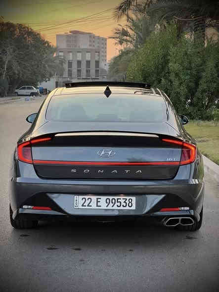 السلام عليكم سوناتا 2022 للبيع 
بدون ايرباك 
1-بصمة ابواب لمس + تشغيل + صندوق +تشغيل عن
 بعد
2- بانوراما ( فتحة سقف )
3- دشبول دجتال متغير 3 الوان
4- كشنات جلد
5- كشنات كهرباء 
6- كشنات تدفئة+تبريد
‏7- + ( android auto + apple car play)
4-8 رادرات امامي وخلفي وجانبي + توقف تلقائي
9- اشاير في المري + نقطه عمياء في المري
10- شاشة الحجم الكبير 12 انج + تحكم عام على السياره
12- سستم الصوت 12 سماعة ودمام2
13- لايت امامي 4 عدسات LED بكلايتات لد
14- هاندبريك بصمه + اوتو هولد للتوقف في الازدحامات
15- شاحنة طوارئ شحن سريع
16- منفذ USB امامي خلفي - بلوتوث + aux + usb+ لاسلكلي
17- نظام الترحيب عنده الاقتراب داخل وخارج السياره
18- ويل سبورت حجم 18
4-19 وضعيات قياده + تغير اللون في الدشبول
20- نظام تحديد المسار
21- مثبت سرعه
22- نظام مستشعرات في الباب من تنفتح الباب تتوقف
السياره
23- تبريد السياره بيانو
24- كيجات إلكترونية
25- كامرة خلفية ٣٦٠ درجة
26 مانع تصادم
27- فل تحكم ستيرن
الحادث موضح بل صور صبغ جاملغ فقط بدون ارباك 
مكان السياره بغداد السيديه 
مكلف بالنشر 
***********
