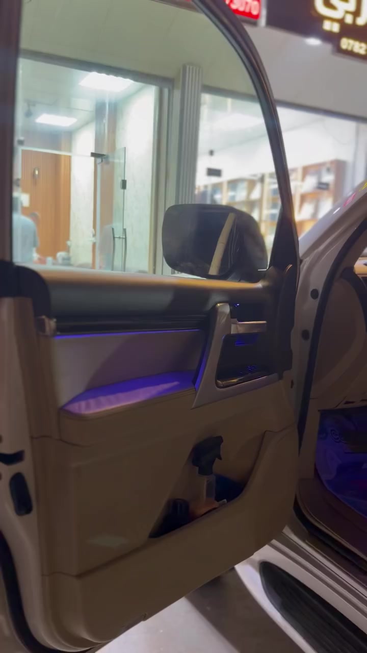 لاندكروز 2017 مواصفات لكزز 5700
رقم سليمانيه بأسمي تحويل مباشر
مكفوله ما عدا بارد شبر بجاملغ 
فول الفول 
ماشيه 100 الف 
سعرها / 540 وبيها مجال 
هذا رقمي ***********
عنواني بغداد ابو غريب الزيتون
