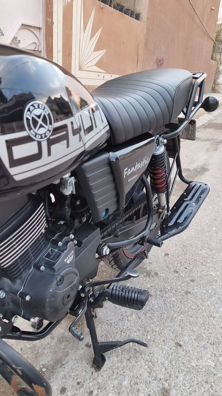 إسلام عليكم
دراجه دايون للبيع موديل 25 أوراق كامله مرقمة رقم سليمانيه الدراجه خير من الله  نضافه مثل ما موضح بصوره صينية الزنجيل موجوده السعر المطلوب  2.400 وبيهه مجال الاستفسار أكثر ***********
