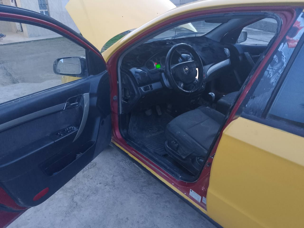 افيو2009 فول تماتيك كير ومحرك كورلا رقم الماني ترهم مقدمه 30 والباقي قسط وترهم نقد سعر النقد 45 مكاني جميله***********
