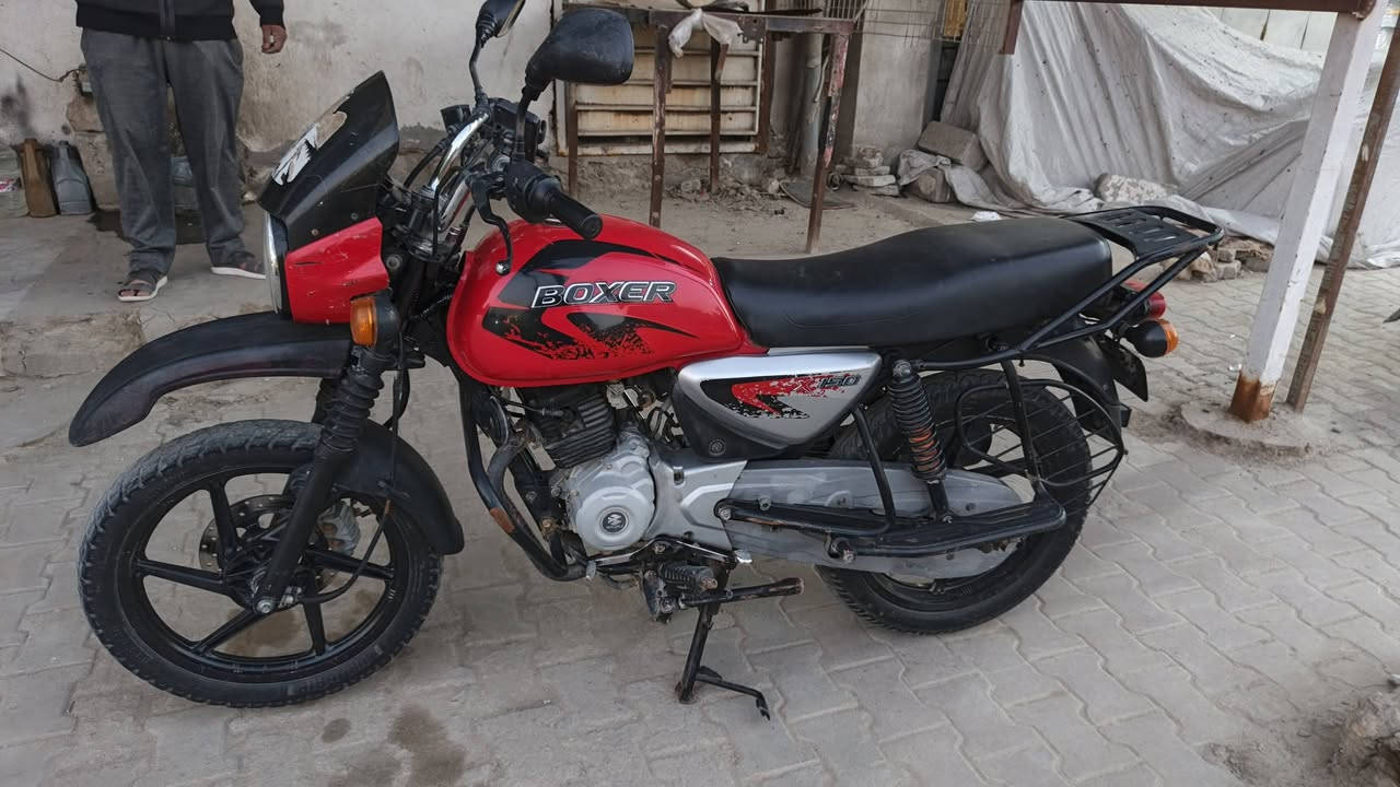 بوكسر للبيع. مديل (21)دراجه نضيفه ماعيزه شي  محرك امجفت تجفيت اصلي بجاج اوراق اسكنر العنوان الديوانيه حي الجمهوري سعر(850)متواحد نت او اتصال الرقم (***********)
