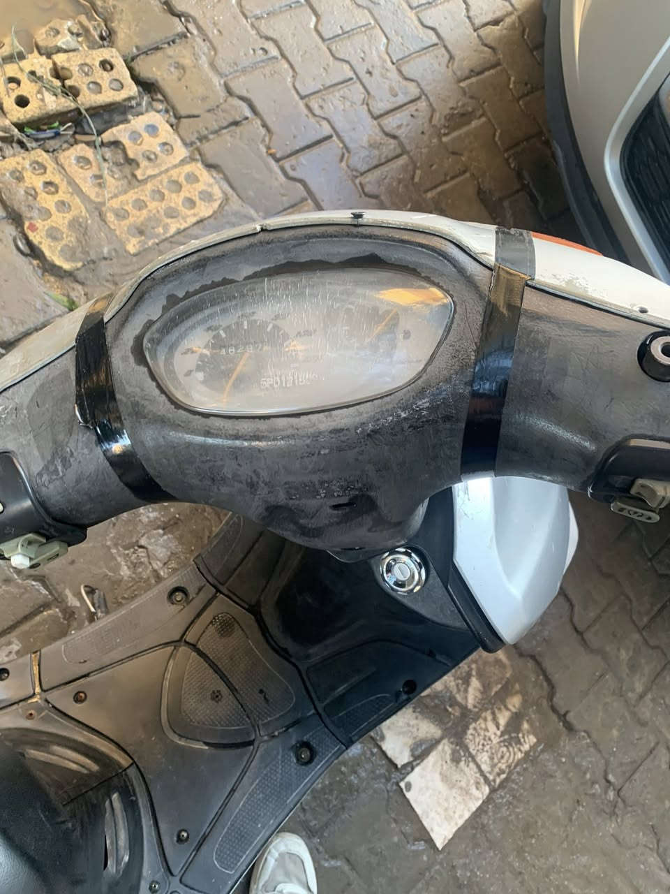 ماكس قجمة للبيع
دراجة خير من الله تشتغل سلف وهندر وكهربائيات شغالة بس يرادلهة تبديل باتري يلة يشتغلن 
مكينة لا تبخير لا تنقيط ولا دخان 
شراي اتصال ***********
او راسلني دايركت موجود
