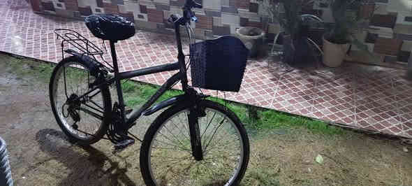 السلام عليكم  متاح بايسكل حجم 24 كير فول نضافه مكاني ديالى شهربان الاحمر السعر 30 بي مجال ***********
