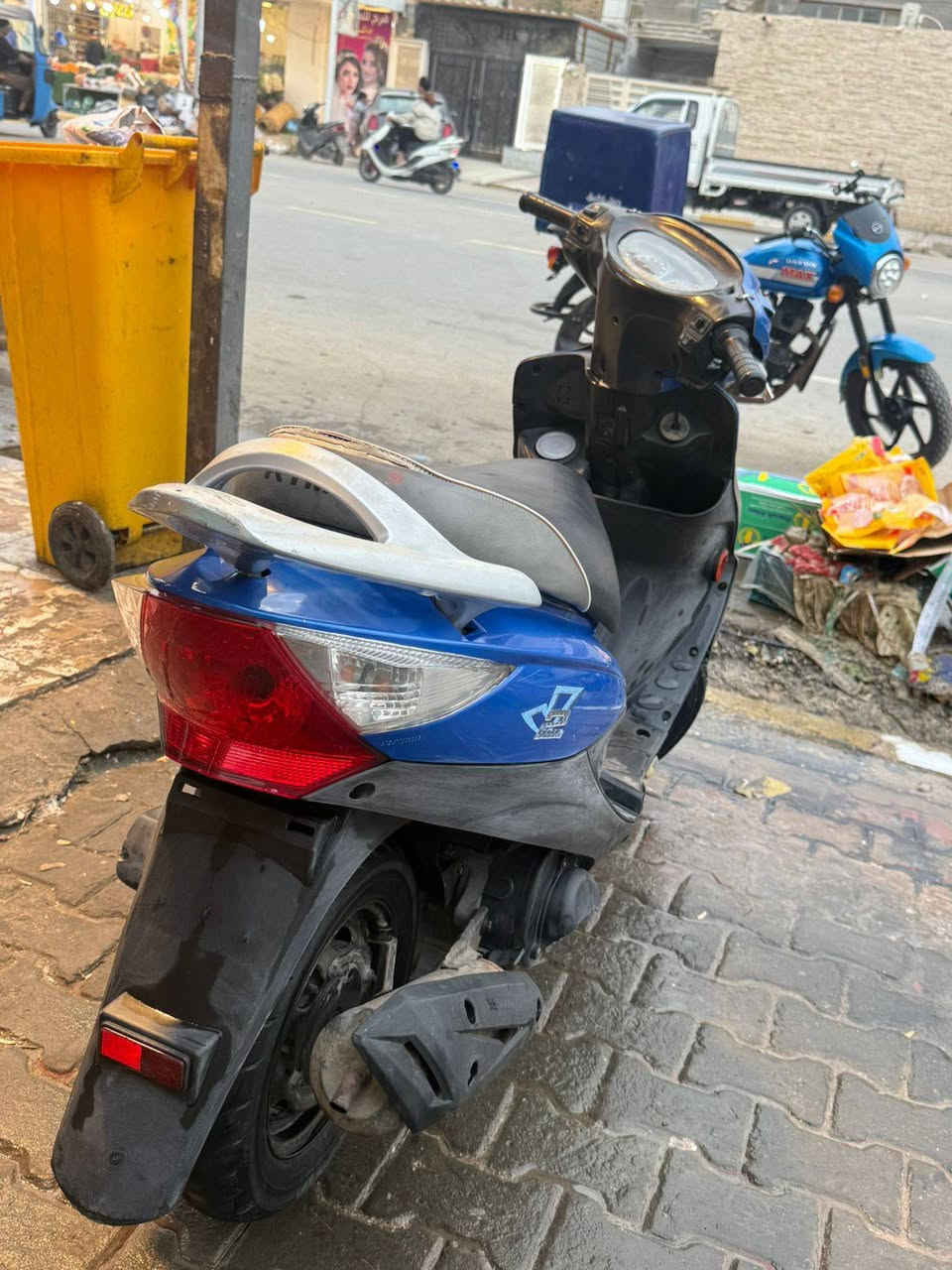 كامكوv2البيع موديل 2016 مدني مامفتوحه وناعمه المكينه السعر 650وبيه مجال ***********
