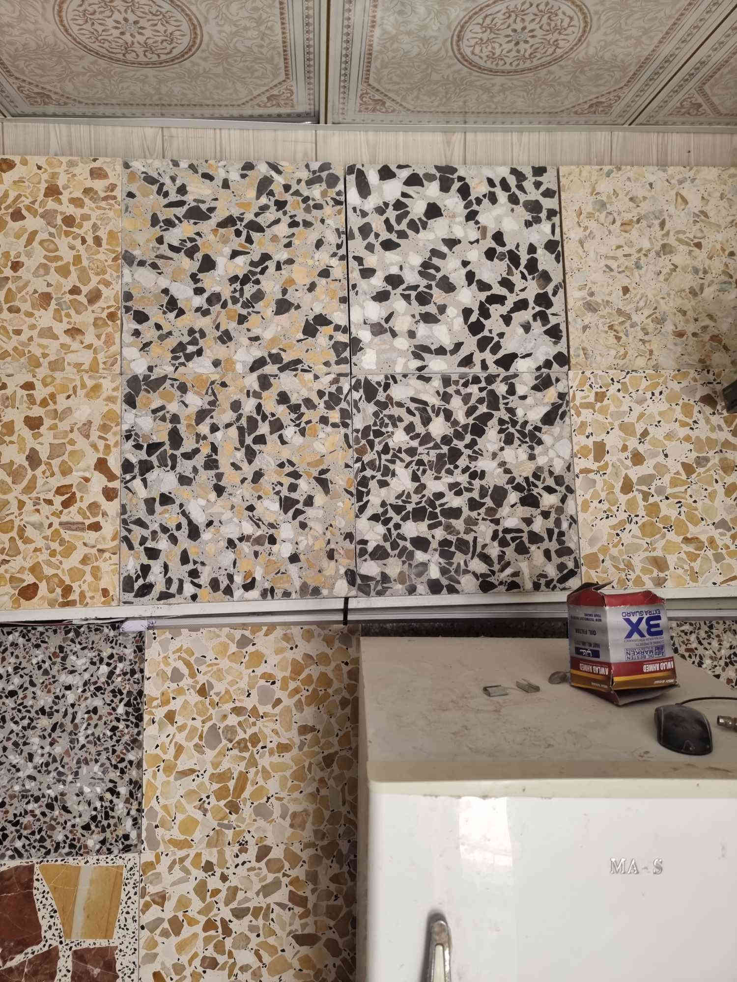 بسم الله الرحمن الرحيم تعلن شركات تبارك الرحمان انتاج 

كافت انوع الكاشي بسعار مميزه 
كاشي عراقي باحدث المكابس اوتوماتيك 40*40وبا احدث الجلاايات 
1_ناجح بلفحص المختباري 
2_الماء حلو 
3_ رمل مغسول 
سعر لمتر لواحد موازيك ٧٥٠٠واصل 
سعر لمتر لواحد مطعم بلمرمر واصل ١١،٥٠٠ 
 يوجد كاشي سليمانيه سعر لمتر لواحد ١٠لف 
يوجد ارقه نوعيه مقرنص 
العنوان #بغداد الكماليه 

 👇👇👇
يوجد سعار مختلفه 
يوجد.قياسات،مختلفه 
يوجد لدينا تجهيز   كافت محافظات العراق 
 

#يوجدلدينا،مرمر،يراني
يوجد،ازاره بورسلين وزارة سراميك،يوجد لدينا تجهز بورسلين  يوجد لدينا تجهز نواع حجر حدائق، ومقرنص،ورصيف،فرمستوان ويوجد لدينه شتايكر  ويوجد لدينه. بلوك  للاستفسار اتصل عله الرقم ***********
الواتساب ***********
