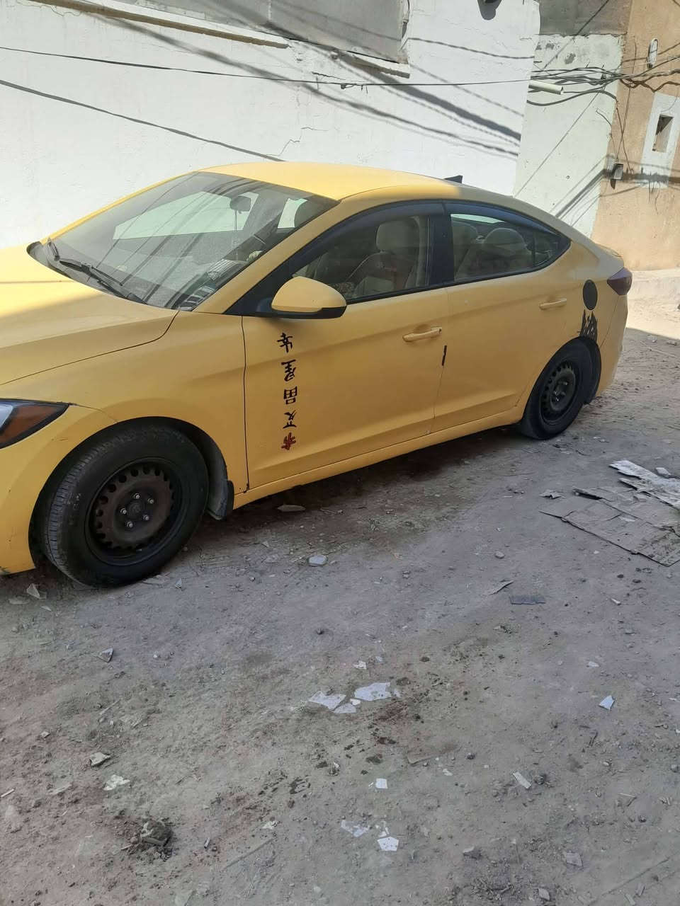 السلام عليكم. للبيع سياره. النتره موديل 17 أمريكي . بدون حادث ليبل واحد   
حداديه كير تبريد تدفئه كله شغل. بس بيه صوت ب المكينه 
السعر 105 وبيه مجال.  مكاني كربلاء المقدسه 
الستفسار  اتصل. ***********
***********
