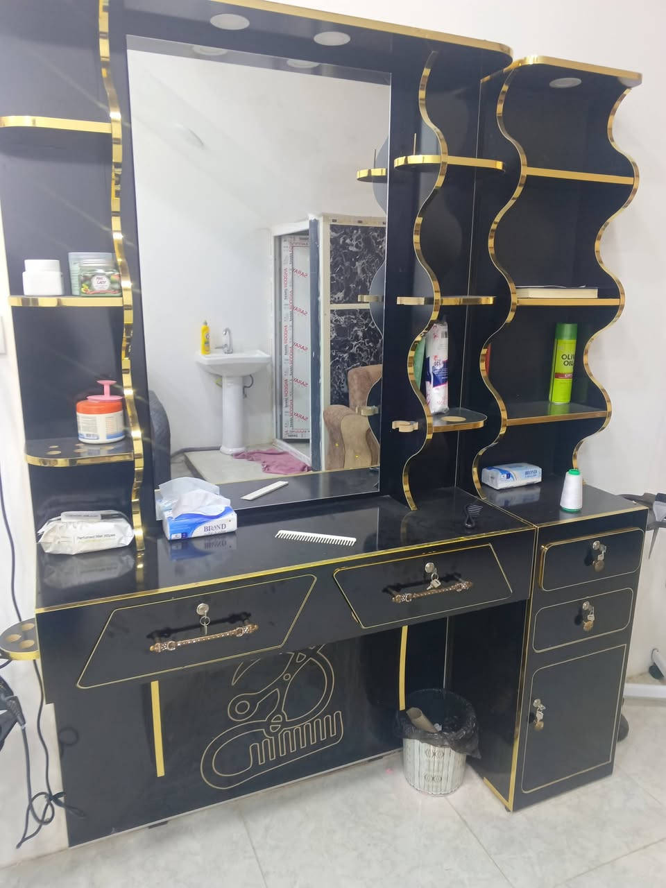 غراض صالون للبيع نظيفه جداً السعر 750الف المو شراي ليكسر المراسلة ع الخاص لطفا


**إذا كنت صاحب هذا الإعلان وتريد حذفه لأي سبب، رجاءا أرسل رسالة إلى الدعم الفني**