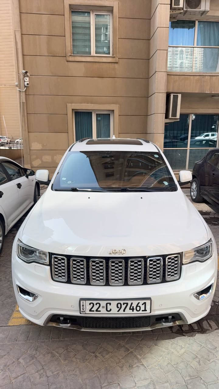 سلام عليكم جيب اوفر لاند فول 1/1  (  جديده اخت زيرو)

الموديل 2020  (خليجي) . وكالة هارلم السياره 

اللون: ابيض 

المحرك : V6.  3.6L . 

العداد :   47الف  mi  شرط حقيقي .  

رقم اربيل الجديد كامل تحويل ثاني يوم 

مكفوله من صبغ و البارد فقط رصعة بسيطة بالشاصي اثر رجوع سيارة عليها على الهوك الامامي والباقي  كفاله
السيارة بدون ايرباك شرط 
 سياره بعده بوضع شركه  

كير محرك كفالة  برغي ما ملعوب بيهه شرط  

سياره من النوادر جديده و حلوه استخدام قليل جدا

المواصفات فوول للخير 

*قياده ذاتيه 

*داخل قرميدي 

*سياره 3 شاشات امامي و خلفي 

* دفع رباعي 4x4 . 

* رادار جانبي مع مانع تصادم .

* تحذير الخروج عن المسار ⚠ . 

* تحذير النقطة عمياء ⚠ .

* شاشات خلفية . 3

*داخل جملي قرميدي المميز 

* نظام الاسطفاف الآلي (اوتو بارك) .

* ويل قياس 20 انج .

* سقف بانوراما . 

* شاشه كبيرة 8.4 انج . 

* نظام الخرائط (GPS) .

* نظام التعليق هوائي (جكات) . 

* ستيرن كهربائي . 

* المصابيح الأمامية زنون .

* كشافات الضباب زنون .     

* تشغيل عن بعد .

* صندوق كهربائي .

* مقصورة الركاب من الجلد الفاخر .

* حفظ وضعيات الجلوس (ميموري) . 

* المقاعد الأمامية كهربائية .

* المقاعد الأمامية تبريد وتدفئة .

* المقاعد الخلفية تدفئة .

* مشغل اقراص CD/DVD . 

* سستم صوت هارمون كوردون . 

* حساسات أمامية

* حساسات خلفية . 

* كاميرا خلفية .

* تدفئة ستيرن . 

* بخاخ ماء على المصابيح الامامي.

* المرايا الجانبية قابلة للطي .

* مرايا متحسسه للضوء العالي . 

* مانع تصادم خلفي .

* مقود السائق من الخشب . 

* بلوتوث تلفون . 

* محدد سرعة . 

* نظام التشغيل والاطفاء الاوتوماتيكي ( Auto Start System ) .

* نظام بريك اوتماتيكي ( Auto Break System ) .

سياره علا ايدي من الزيرو برغي ما مفتوح بيهه شرط 

السعر 310 ورقة وبيها مجال
للأستفسار الاتصال عالرقم
*********** 

سياره على ايد وحده و السوك كلشي بي سياره جديده 

مكان السيارة ديوانية 

بيع فقط أربيل, العراق
