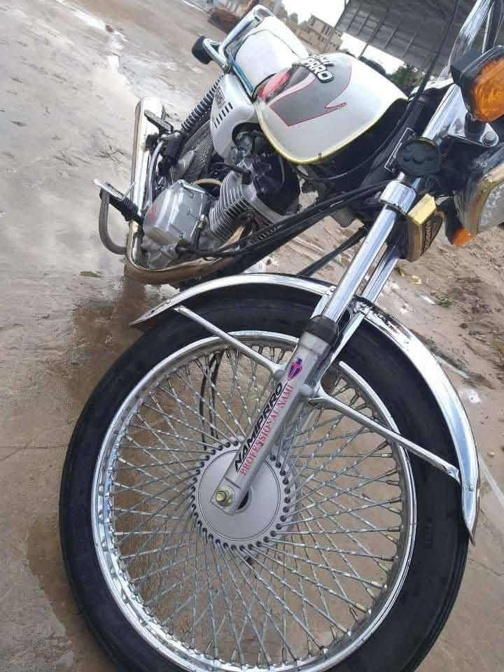 لبيع تايكر وراق سكنر  مجفته مره وحده سعر 350 قفل خاص ما جاوب مكاني حي عسكري ***********
