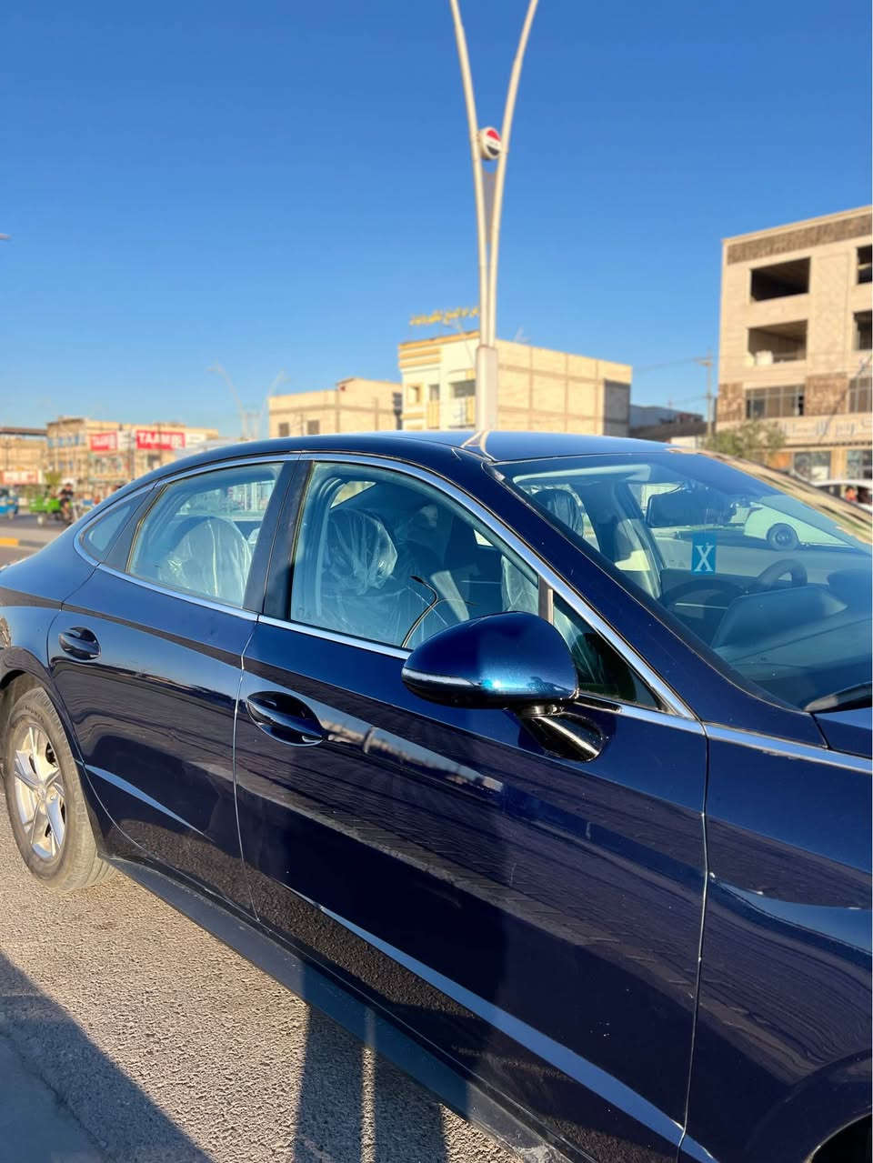 السلام عليكم 
سوناتا 2021 للبيع او مراوس بجارجر او اوباما 
سياره رقم اربيل تريد تحويل او وكاله 
سياره عليه ادامه كامله من نوزلات بلكات حداده تخم تاير 
مواصفات 
سايد بريك بصمه
اندرويد اوتو 
ابل كار بلي 
تثبيت سرعه 
وضعيات قياده 
اوتو هولد
باقي هواي مواصفات معروفه 
حادثه فقط باب خلف سائق وجاملغ خلفي ربع منه باقي كفاله 
بجم كبس بدون ايرباك 

السعر 175 بيها مجال 
العنوان البصرة القبله 
رقم هاتف *********** البصرة, العراق
