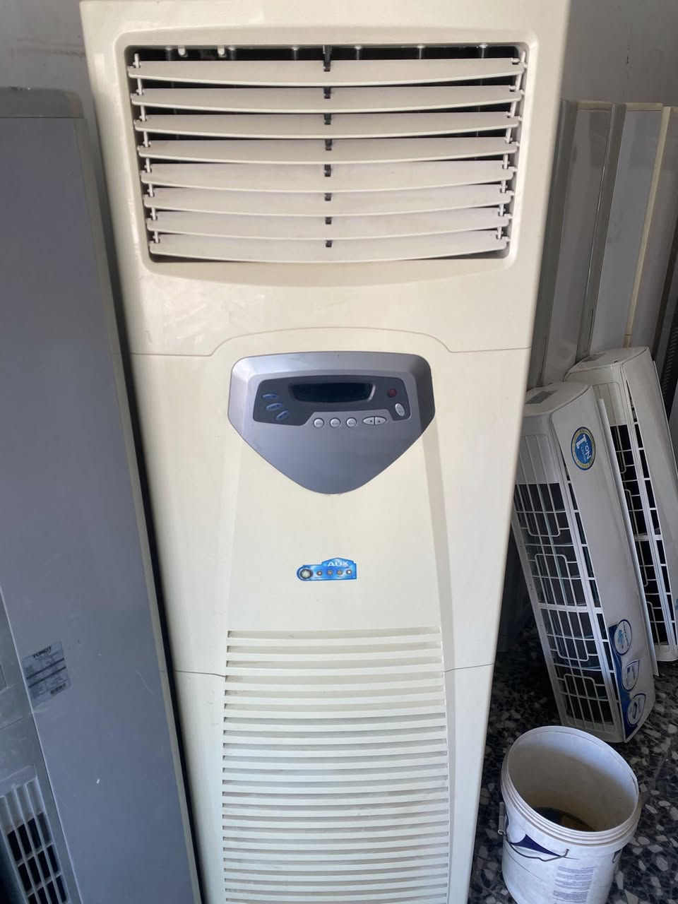 بسم الله الرحمن الرحيم 
سبلت 3 طن 
نوع أواكس غاز 22
للاستفسار الاتصال على الرقم 08711777606


**إذا كنت صاحب هذا الإعلان وتريد حذفه لأي سبب، رجاءا أرسل رسالة إلى الدعم الفني**