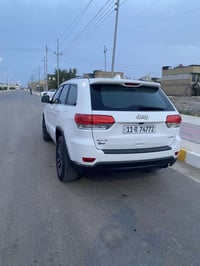 جراند شيروكي • موديل ٢٠١٤ • مكفولة