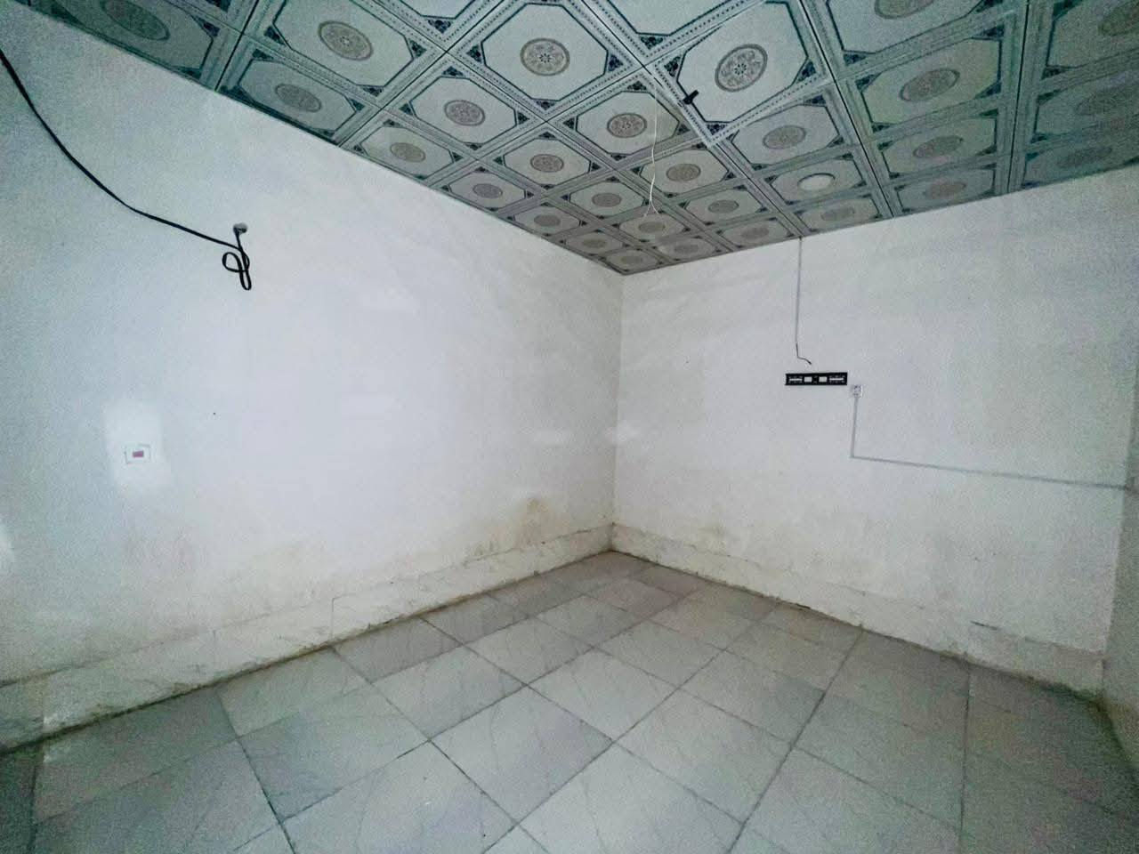سلام عليكم 50متر للإيجار

يحتوي

غرفة نوم

صاله مطبخ

صحيات منور

موقع📍النجف الاشرف مقابل قريه الغدير مباشر

 شارع الصب عمود282

متوفر ماي كهرباء مولد

ايجار  175الف قفل ايجار لبيت كل شهرين سويه

الاستفسار اكثر👇

***********او لمراسلة وتساب
