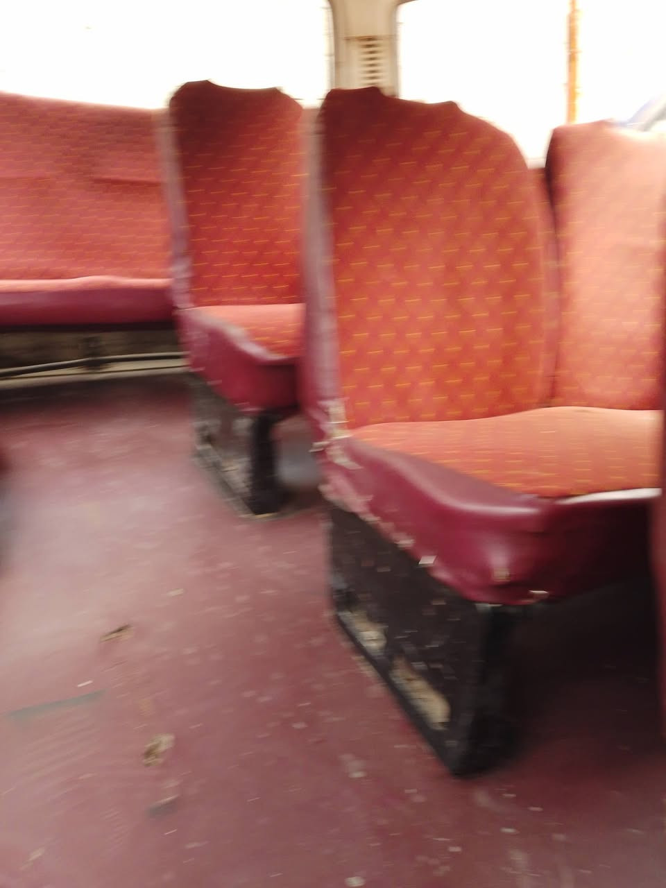 جنبي لبيع موديل 2007 كوم حديد ماندل راعيها كير ومكينه مكفولت رقم الهاتف ***********السعر 18
