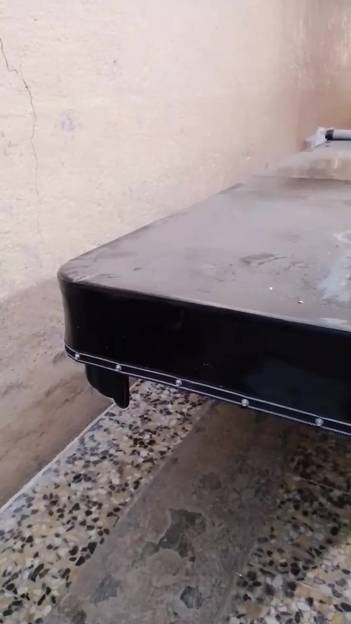 سلام عليكم محجر مال صقر ابو الفرة جديد مفصل قبل 20 يوم العنوان شهداء العبيدي السعر خاص او تتصل  ***********
