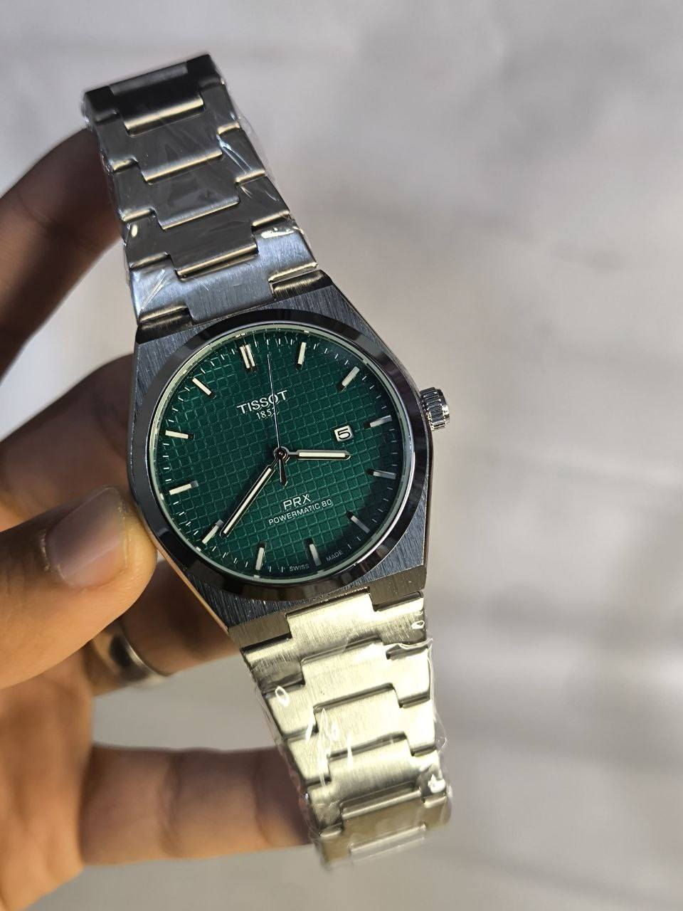 ساعة من ماركة تيسوت TISSOT

تحفة فنية
مكينة كوارتز نظام ماطور حركة ناعمة
ميناء اخضر زمردي مميزة مع فوى لامينوس اميال وارقام مزودة بمنفذ تاريخ
زجاج معدني ضد الخدش
مقاومة ماء وغبار
سير مصنوع من الاستانلس ستيل عالي الجودة 
وزن ثقيل وقطر 41.8
القطعة مختمة بالكامل 

السعر : 35 الف ع اول تم
للحجز والاستفسار يرجى مراسلة الصفحه


**إذا كنت صاحب هذا الإعلان وتريد حذفه لأي سبب، رجاءا أرسل رسالة إلى الدعم الفني**