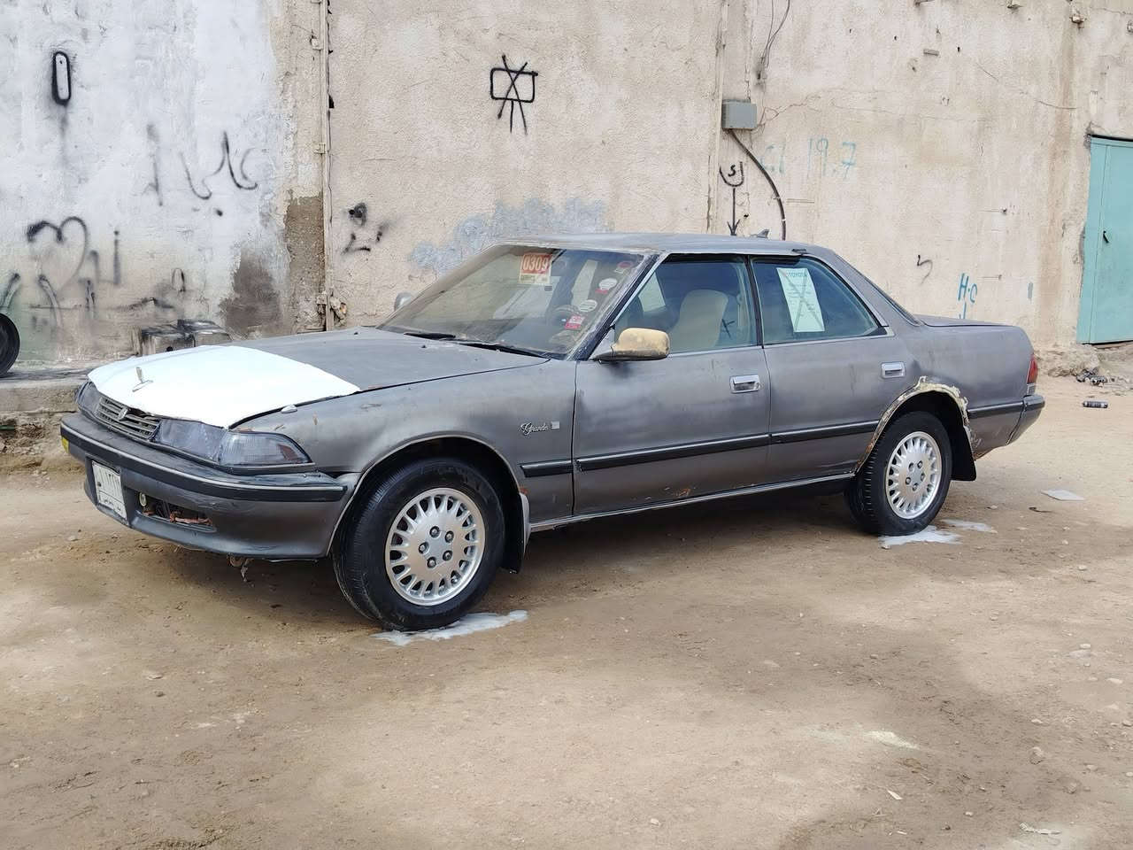 سلام عليكم مارك كصيف للبيع موديل ٩١ رقم واصط ألماني مشروع وطني اليف سنويه منتهي راعيه موجود مكينه ٢٥٠٠ بيه بكن كير بل كارتون كهربائيات كله شغال تخم تاير ويلكب جديد حداديه جديده مشط جديد سياره مكفول كص ونقل جثه وضربه وكلبه سياره حلو ومرتبه مال عيشه والله السعره ١٩ وبيه مجال الله شاهد جوه سوك  بيع مستعجل مكاني البصره الزبير  وهاذ رقمي ***********وانه خادم سياره مابيه خياس
