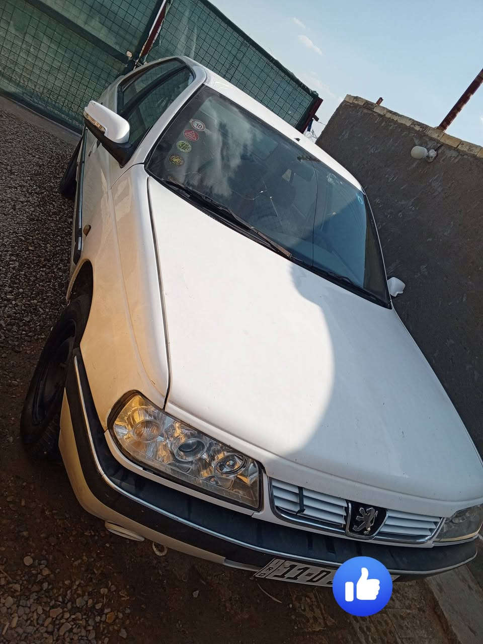 للبيع موديل 2009 (محرك مستحق  ) كير جديد تبريد شغال بسمي رقم بغداد بيهة صبغ ابيع احزام  28 وبيه مجال بسيط مكاني بغداد حي البتول عبور جسر الفرنسي ***********
