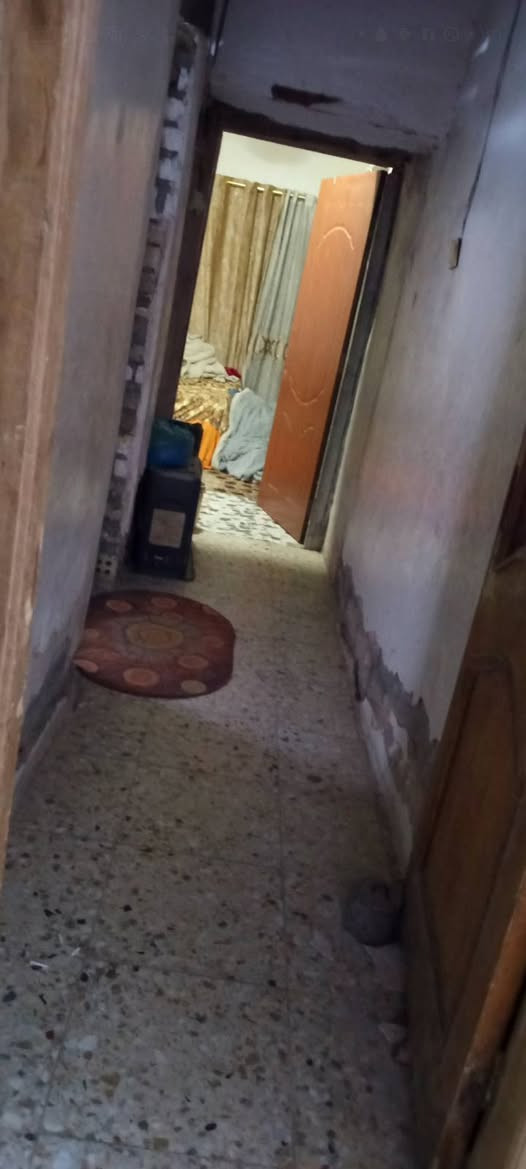 بيت للبيع زراعي استقبال وصاله ومطبخ وحمام وتواليت خدمات كامله تبليط ومجاري ومي اساله  زعفرانيه الوليد وافق ادمن


**إذا كنت صاحب هذا الإعلان وتريد حذفه لأي سبب، رجاءا أرسل رسالة إلى الدعم الفني**