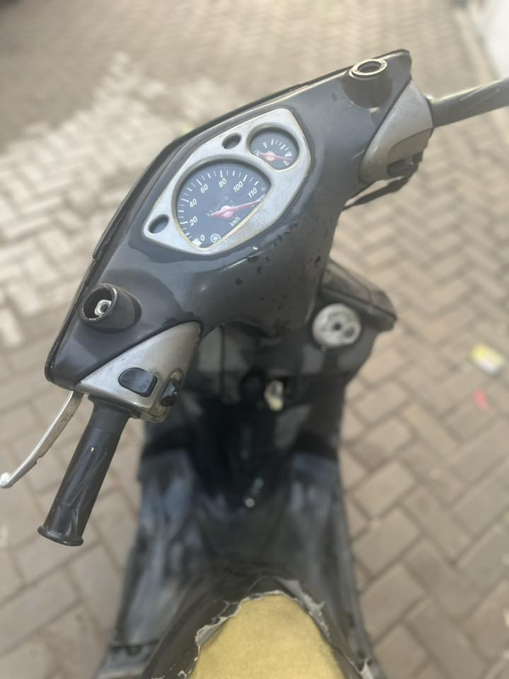 سلام عليكم عندي دراجة سكنس نثيه 110 للبيع كابريتر كهربائيات شغاله لايت اشاير سلف شغال تايرات جديده كفرات جديده ابيعهة طافيه ماعرف العطل شبيهة ب 300 وبيهة مجال بسيط مكاني بغداد الامين الثانية *********** هذه رقمي
