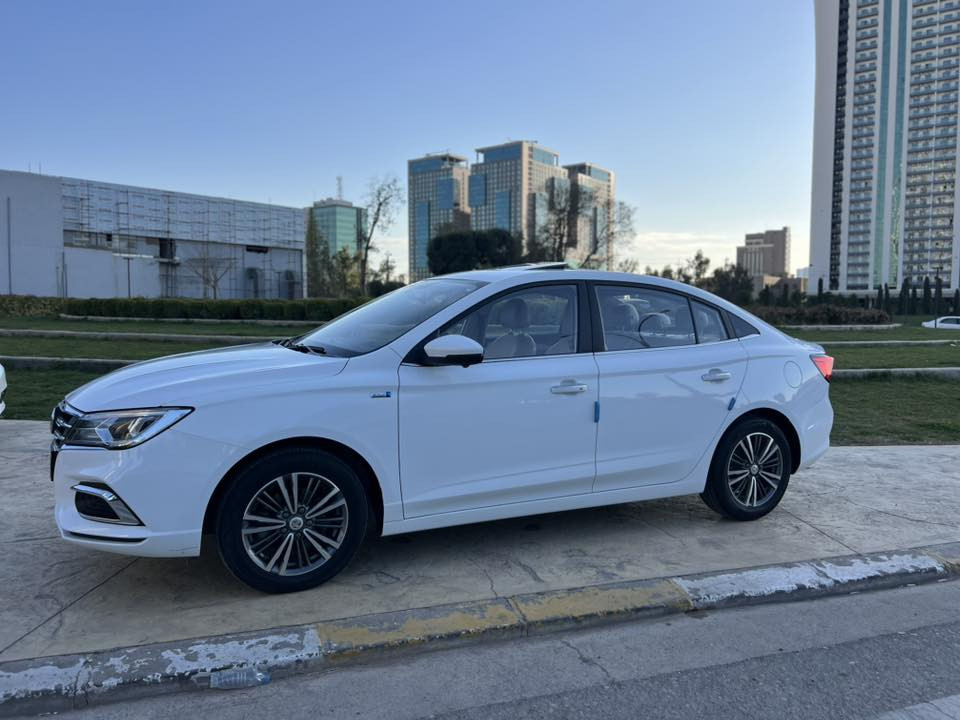 موديل ٢٠٢٣
زمان شركة 
بي صبغ. 
فول مواصفات ليكجرى
٢٣ هةزار رويشتوة
نرخ ١١٤
***********
***********
