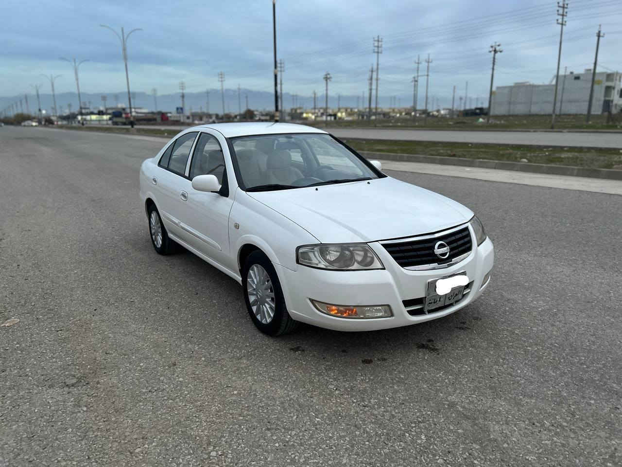 بەناوی خوای گەوره

**************************
نیسان سەنی 2008

گێڕئۆتۆماتیک ، سپی بەفری، ناوزەرد چوار تایەو ویلکەپی تازەی لەژێردایە گێڕو مەکینه ی بەشەرت نەکراوەتەوە سەیارەیەکی توندو تۆڵە
هەتابڵێی جوانە 
بەشەرتی تەحویلو غەرامە 
بێ بۆیاخ سۆنەریم داناوە
نرخ 95 مجال
شوێن زەرایەن- هەڵەبجەی تازە

************************* السليمانية, العراق
