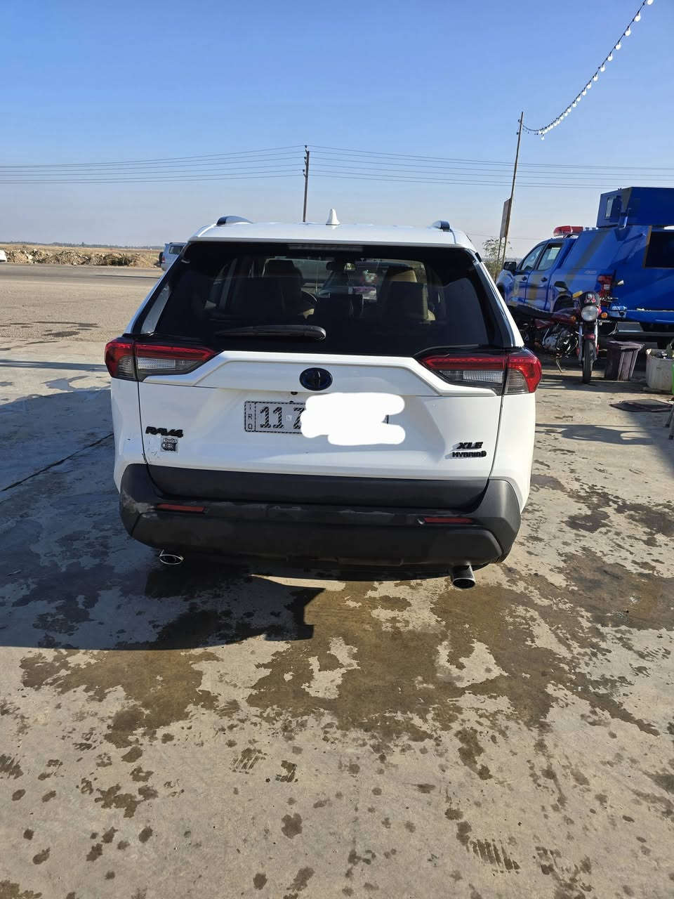 السلام عليكم 
راف فور هايبرد موديل ٢٠٢٤
XLi
اخت الزيرو
لون ابيض رقم بغداد دولي 
وارد امريكي 
ماشية ٢٣ الف مايل 
فتحة سقف 
بصمة تشغيل 
بصمة ابواب 
كشنات جلد 
٣ انظمة قيادة 
رادار امامي 
رادار جانبي 
صندوق كهربائي 
شاشة كبيرة
اوتو بارك
مثبت سرعة 
تحديد مسار 
مكينة ٢٥٠٠
بيها بنيد مصبوغ فقط السونار نرفق مع الصور 
 السعر ٢٣٠ وبيها مجال 
مكان السيارة ديالى
***********
***********
