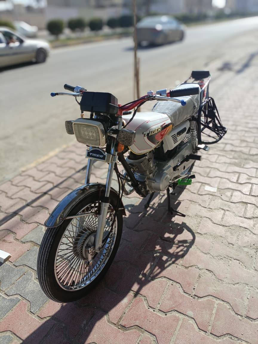 ماطور للبيع موديل 2020 تقيل محرك مامفتوح ماطور جاهز كل شي بيها شغال سعر خابر على رقم ***********
