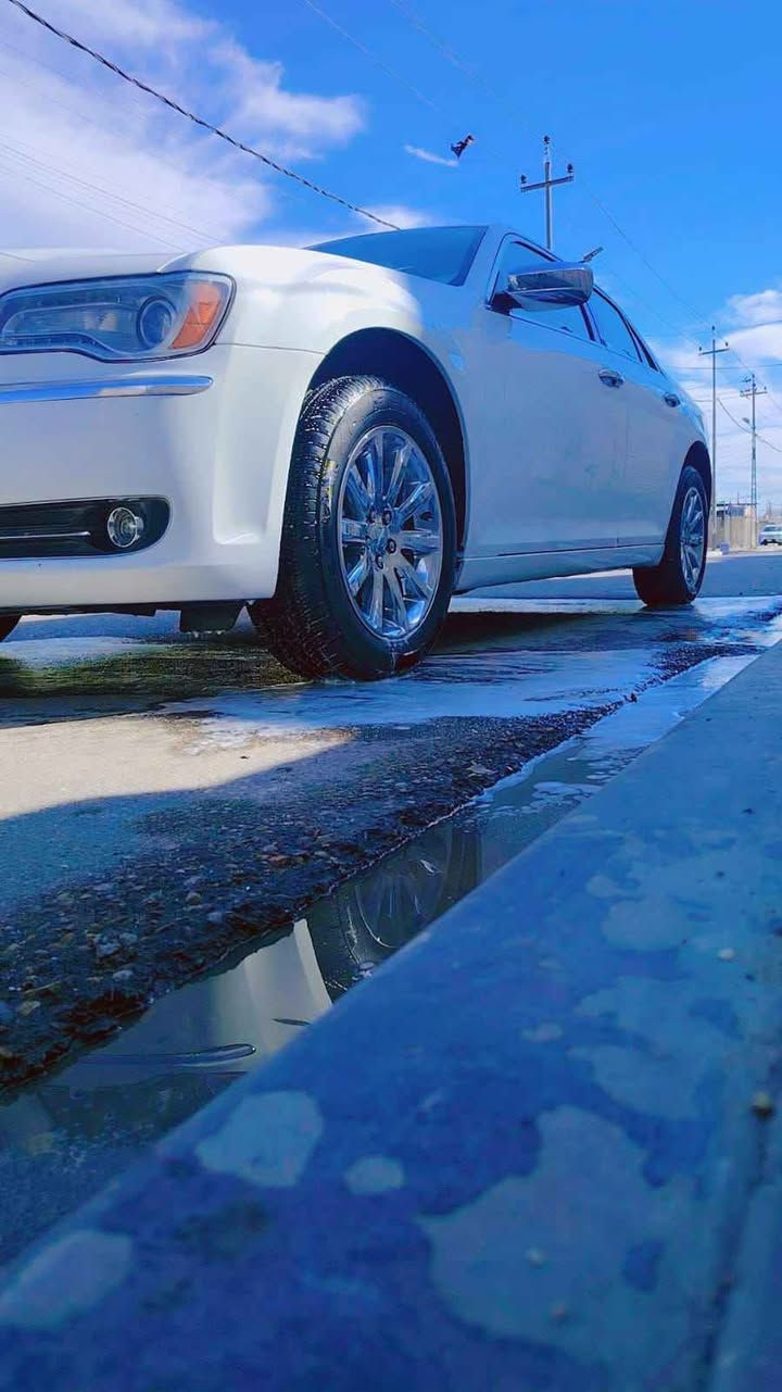 السلام عليكم اوبامه 2013 سياره جاهزه من كلشي  حداده جديده كشنات جلد فتحتين بيه بارد جاملغ امامي وكارت فوك صندوق سياره مابيه اي نقص 
السياره حيل حيل جديده  

***********
مكلف بل نشر ز البصرة, العراق
