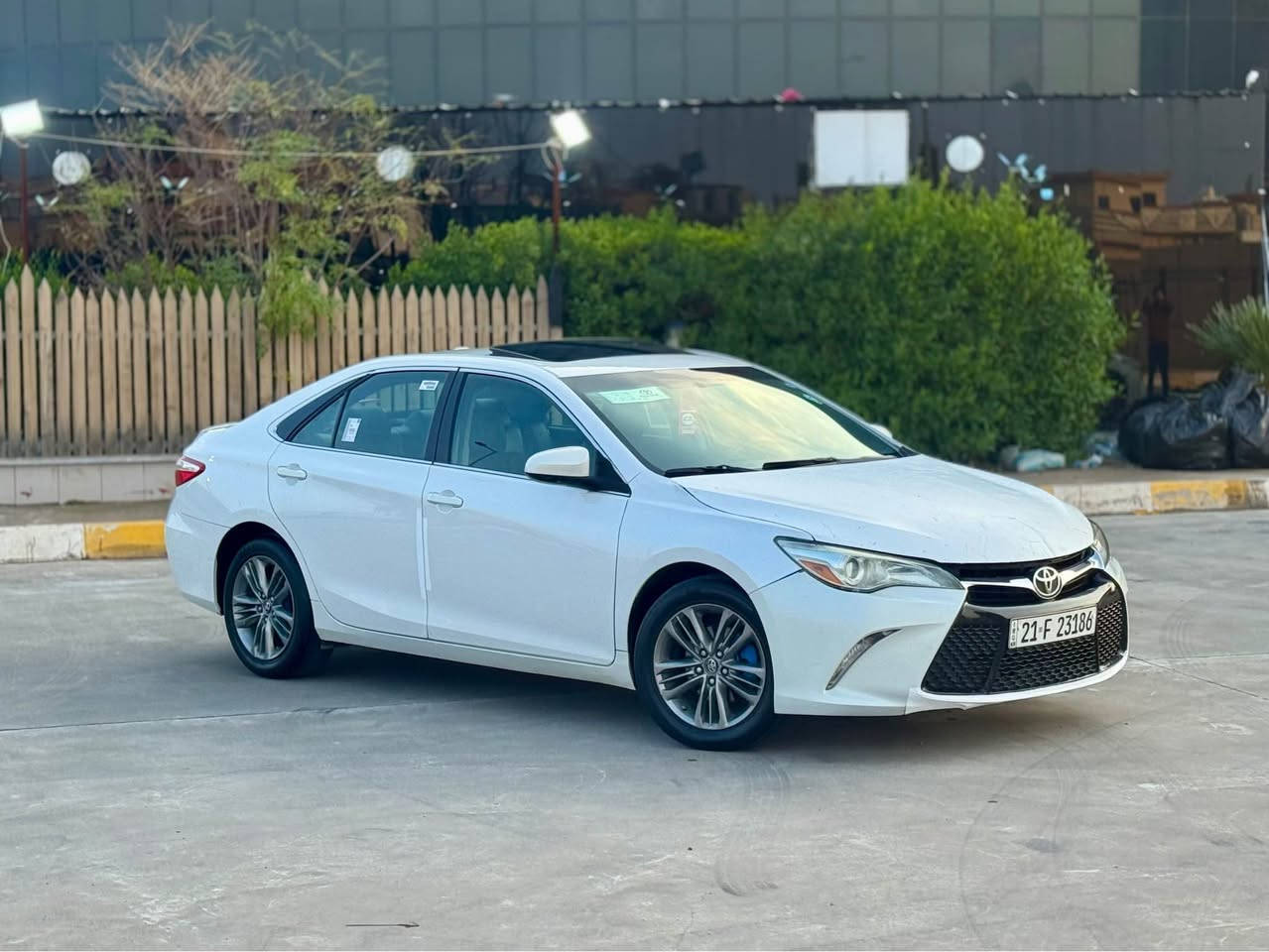 تويوتا كامري موديل ٢٠١٧ 

مكاااان كركوك اسكان 

سعراا ١٣٩   قفل قفل 

بيها  بونيت و جاملغ ضبغ شوية دواخل 
مواصفات فول يعني سلايت كشنات جلد كاميرة فوليوم 
شاشة كبير تحديد سرعة تراكشن  بس بدون بصمة 
محرك ٤ سلندر ممفتوح بدون صوت و بخار و صرف بشرط
سيارة جاهز دعامية ل دعامية بشرط بدون مصرف 
رقم و سنوية و هزة كلشي جديد بشرط وكالة و تحويل 

***********    اسيا
***********       كورك كركوك, العراق
